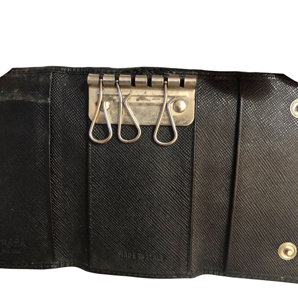 Prada Logo Black Silver Plaque Tri-Fold Key Case Key Unisex Logo Luxury HP - Picture 5 of 14